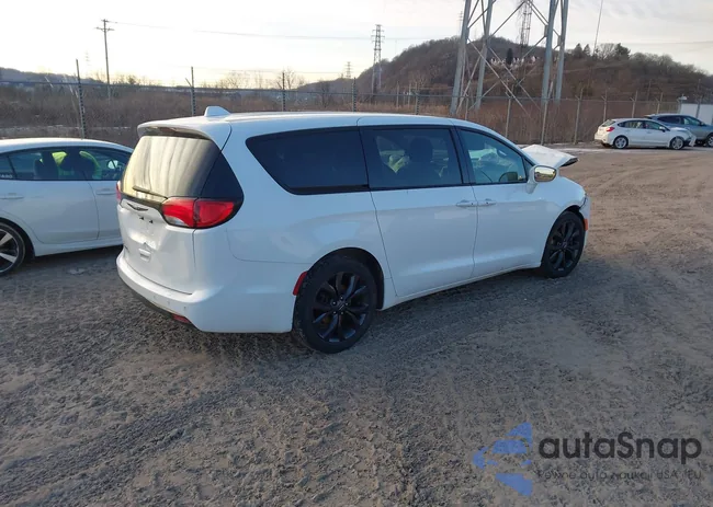 2C4RC1FG0KR583610: 44228876