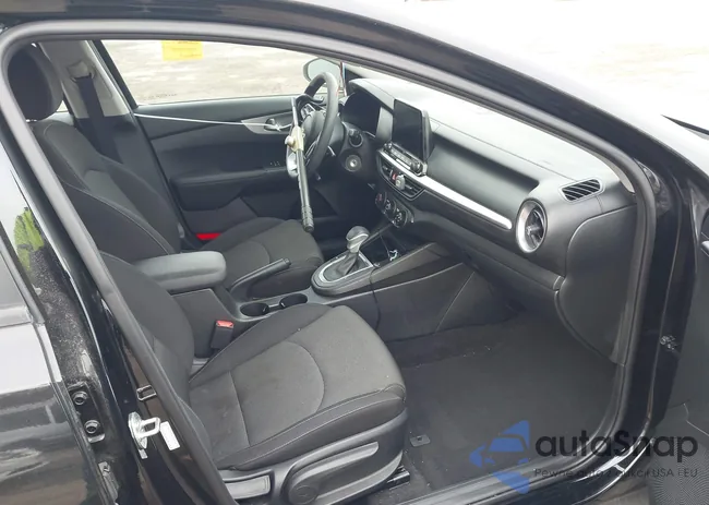 3KPF24ADXNE503627: 44228889