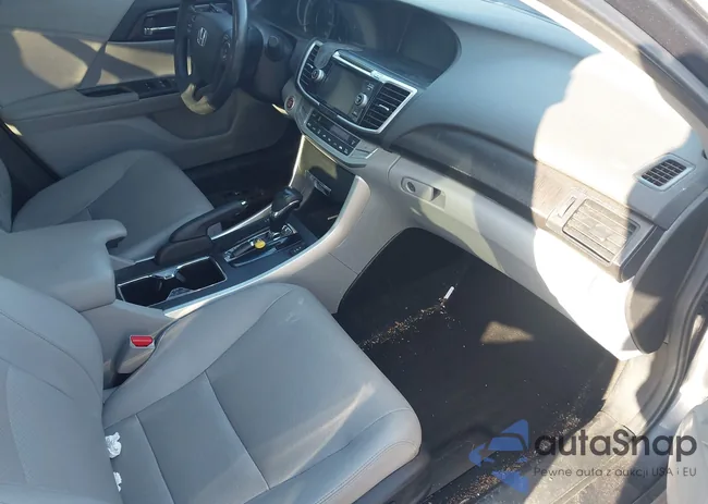 1HGCR3F88DA015431: 44227957