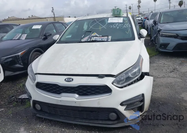 3KPF24ADXME306018: 44227991