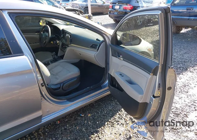 5NPD84LF7HH008242: 44228035