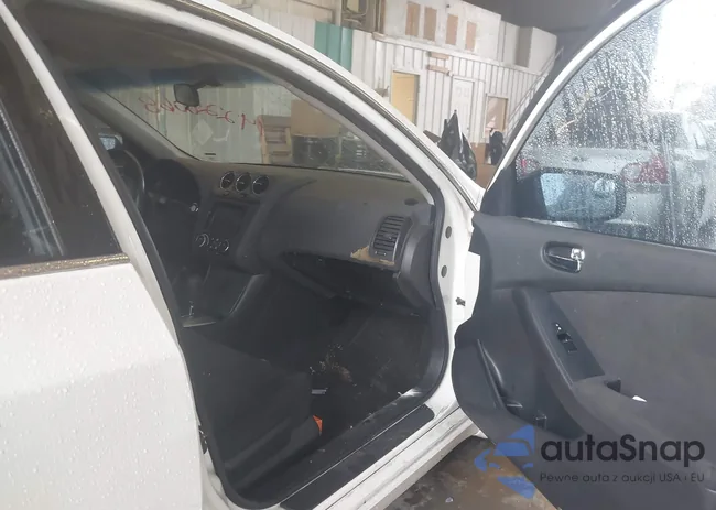 1N4AL2AP3AN467037: 44228068