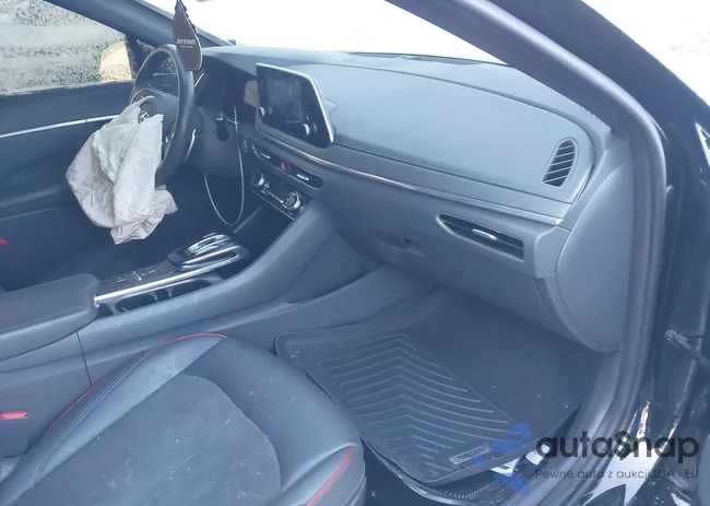 5NPEJ4J21MH108257: 44228131