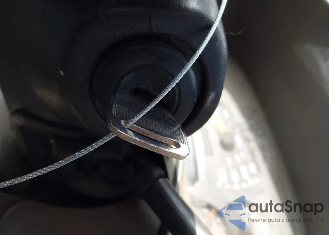 1GCHC23U45F889992: 44228265