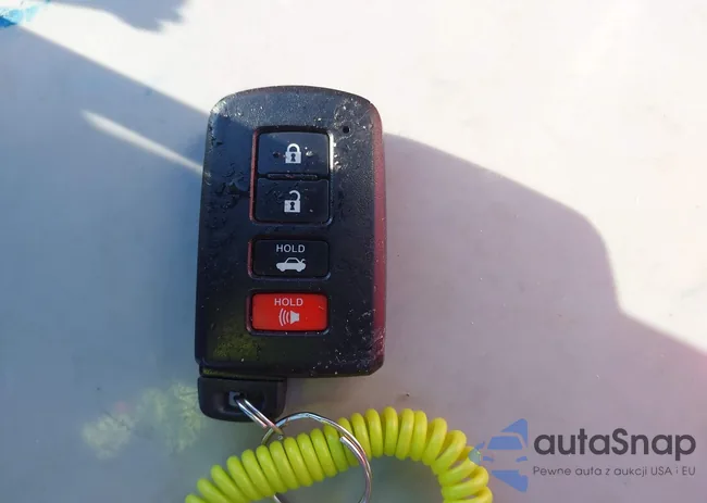 2T1BURHE0HC857552: 44228329