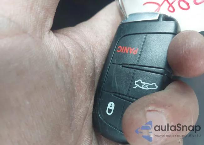 2C3CDZAG8JH288028: 44229358