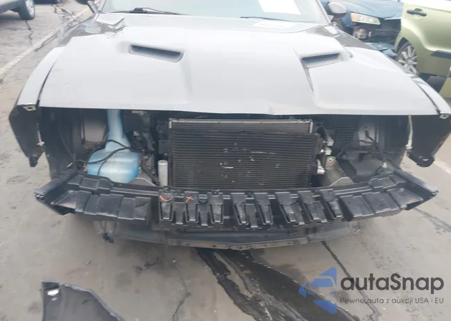 2C3CDZAG8JH288028: 44229358