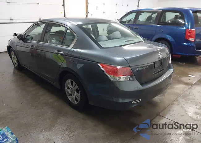 1HGCP2F46AA060179: 44229375