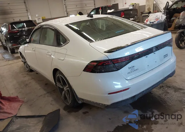 1HGCY2F52RA077000: 44229420