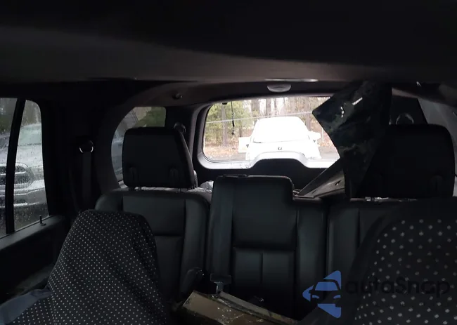 1FMJU2A5XEEF29105: 44229452