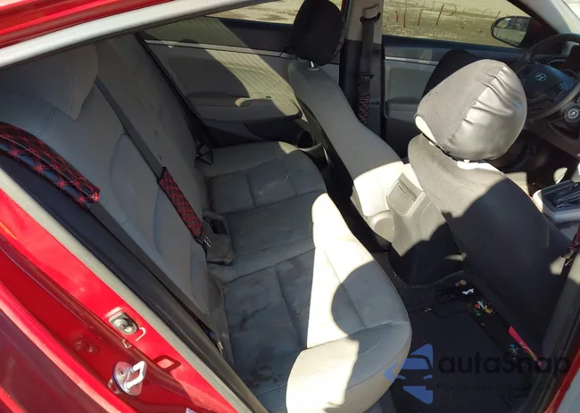 KMHD84LF8HU273429: 44229476