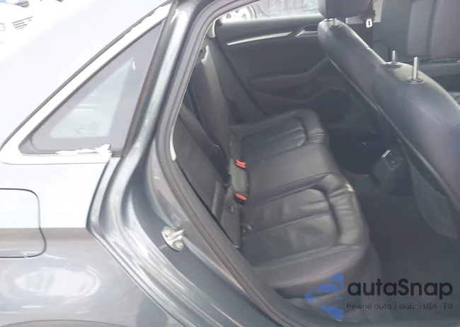 WAUEFGFF3F1001216: 44229530