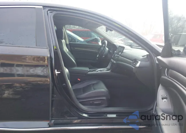 1HGCV2F95JA028003: 44229541