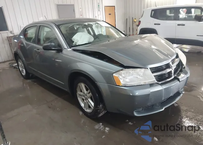 1B3LC56R08N571883: 44229627