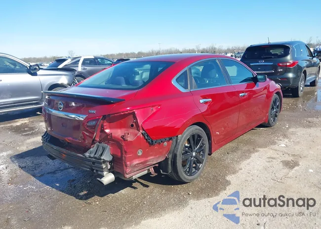 1N4AL3AP8HC285703: 44229628