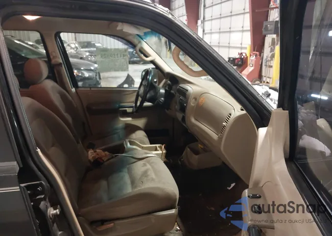 1FMZU67K74UB64863: 44229629