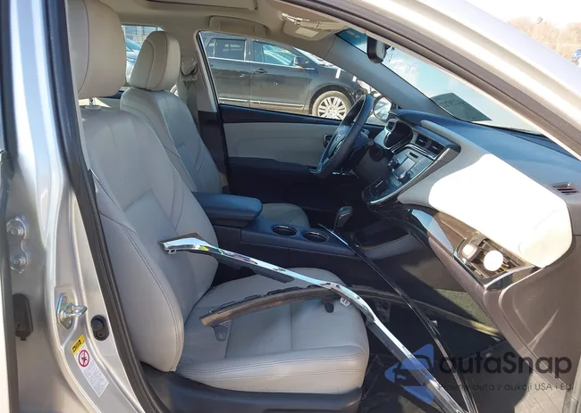 4T1BK1EB8EU128503: 44229712