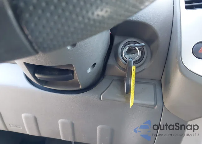 1N6AD0ER6JN721005: 44229719