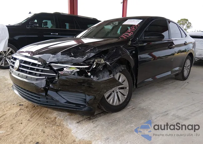 3VWN57BU8LM068688: 44229733