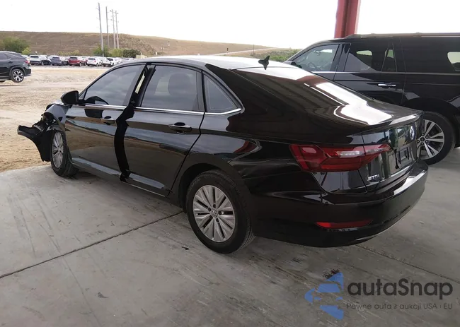 3VWN57BU8LM068688: 44229733