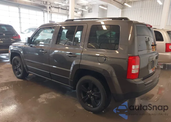 1C4NJPBA4FD329237: 44229834