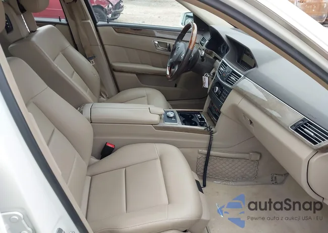 WDDHH8HB7BA407218: 44229840