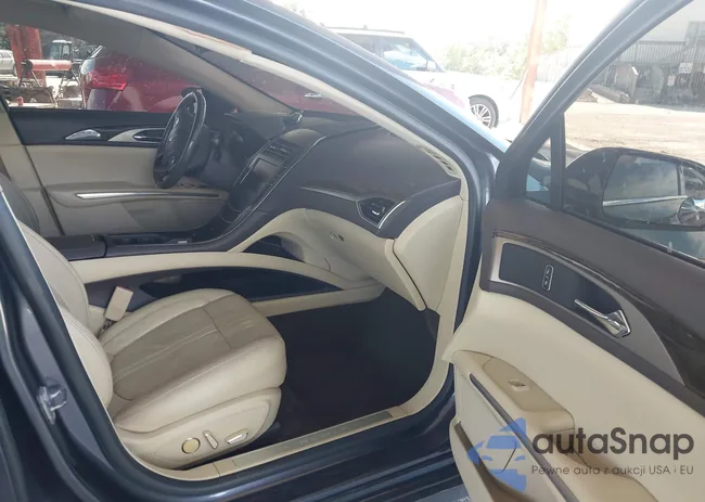 3LN6L2JK5ER812023: 44229845