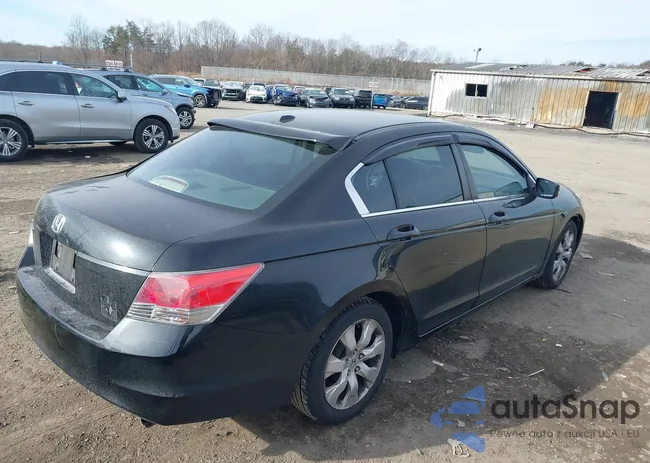 1HGCP26819A075607: 44229849