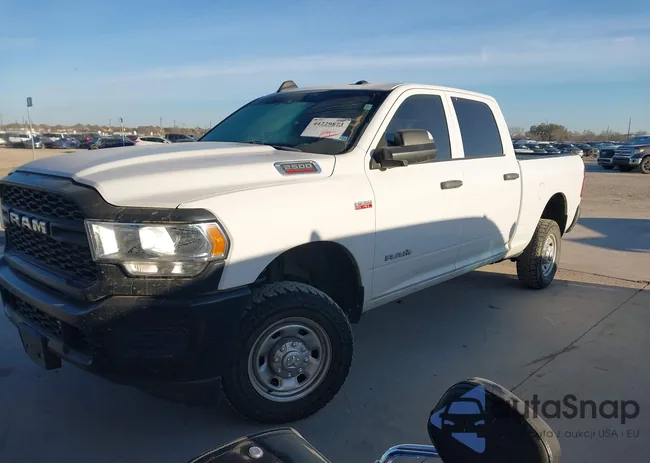 3C6UR5CJ2NG130977: 44229873