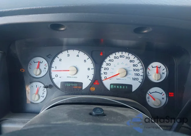 1D3HU18D63J588948: 44228983