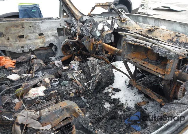 2GCEK13Z161348001: 44228995