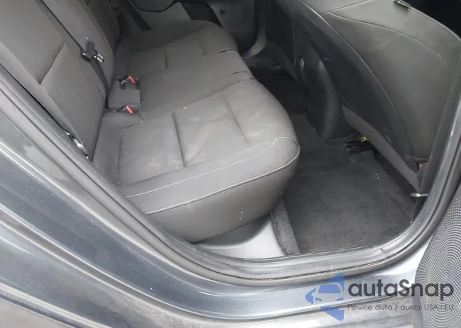 3KPF24AD8ME330978: 44229004