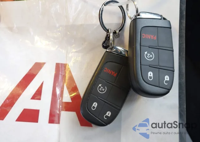 3C4NJDBN7ST579772: 44229074