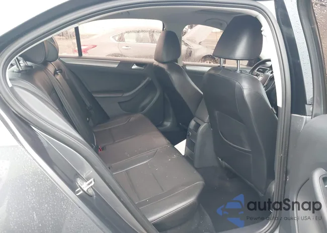 3VWLA7AJ2FM298712: 44229114