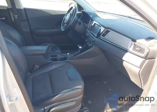 KNDCC3LC4H5043217: 44229158