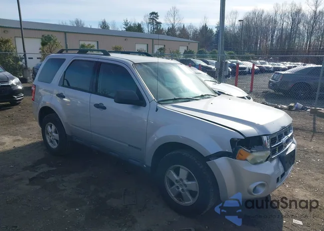 1FMCU02ZX8KA52132: 44229168