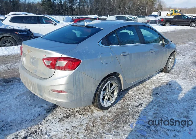 1G1BE5SM8J7142119: 44230346