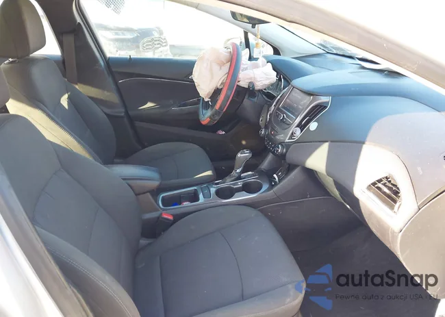 1G1BE5SM8J7142119: 44230346