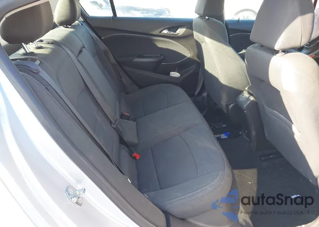 1G1BE5SM8J7142119: 44230346