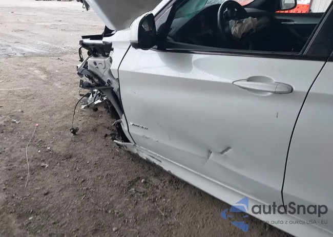 5UXKR2C50F0H38957: 44230377