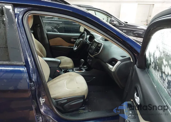 1C4PJMAS6GW215618: 44230410