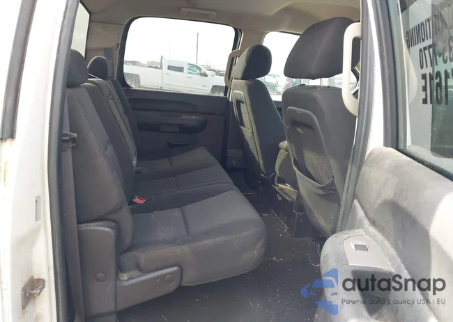 1GC4KXB64AF100865: 44230425