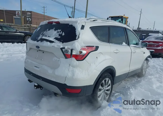 1FMCU9J92JUB71535: 44230471