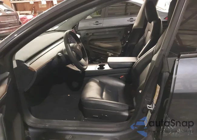 5YJ3E1EBXPF630988: 44230474