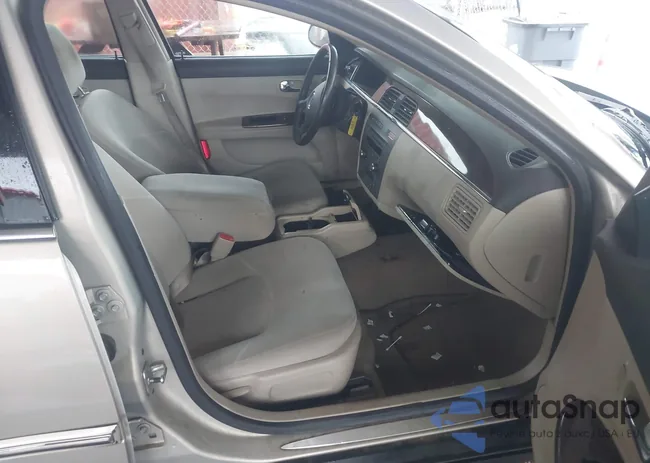 2G4WC582881143200: 44230638