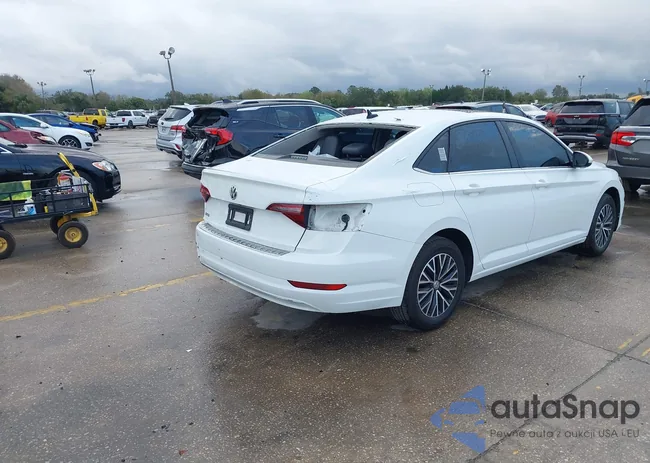 3VWC57BU4MM084928: 44230651