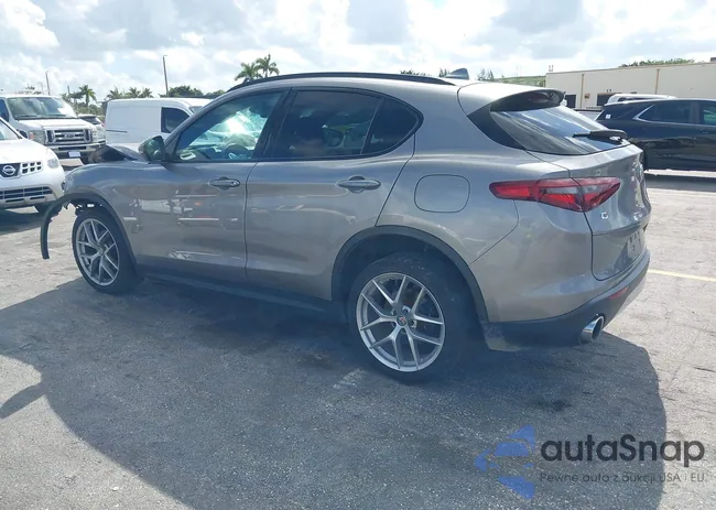 ZASFAKNN0J7B60841: 44230788