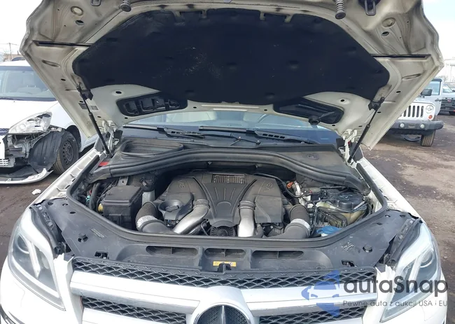 4JGDF7CE2DA247404: 44230800