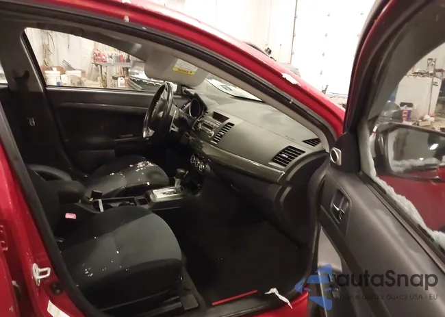 JA32U8FW8AU014275: 44230840