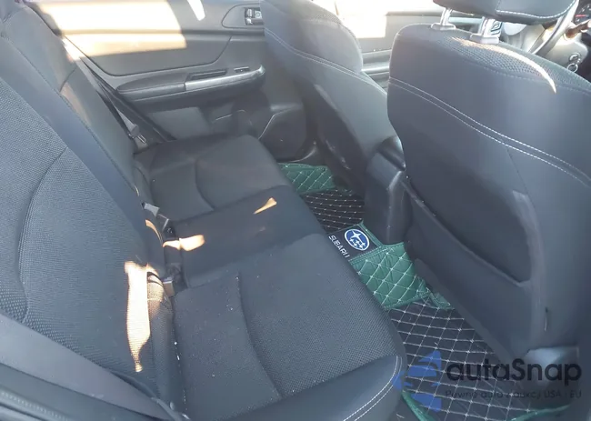 JF2GPACC0F8258326: 44230849